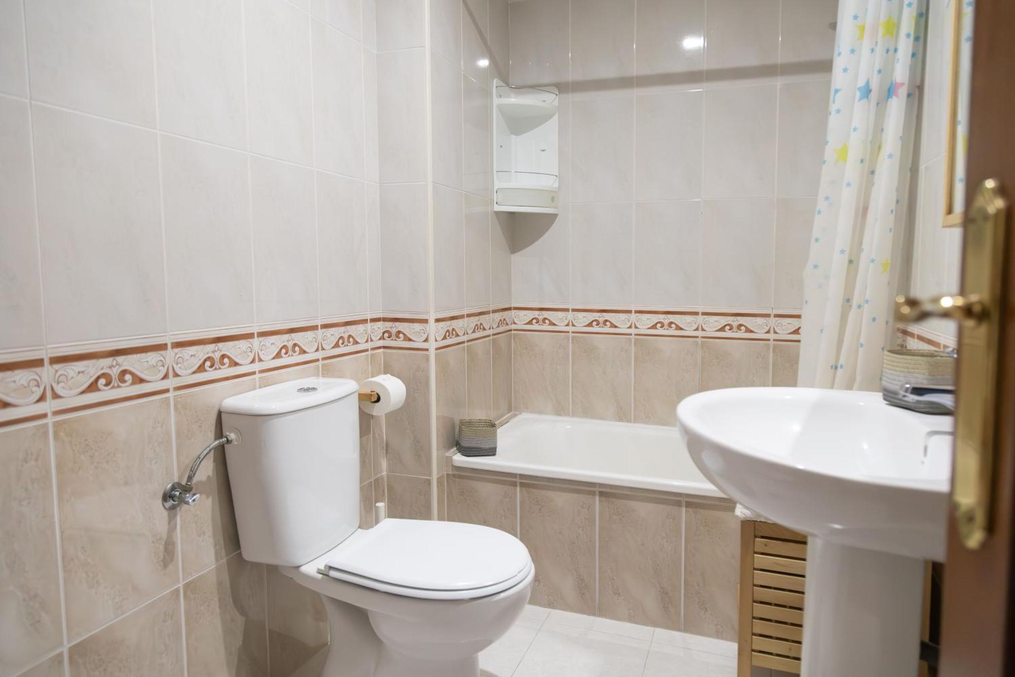 Apartamento Completo, Amplio, Muy Iluminado Y Con Plaza De Garaje Incluida. O Grove Dış mekan fotoğraf