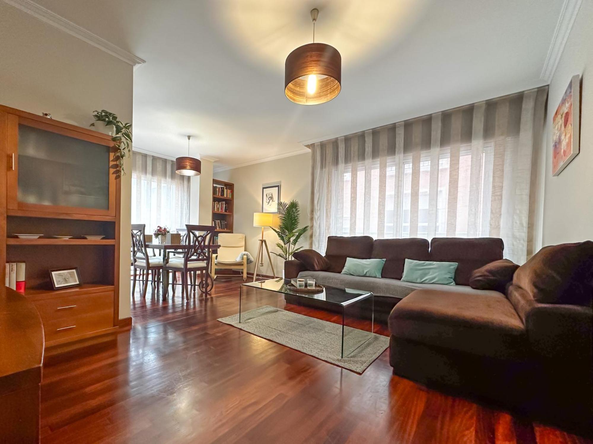 Apartamento Completo, Amplio, Muy Iluminado Y Con Plaza De Garaje Incluida. O Grove Dış mekan fotoğraf