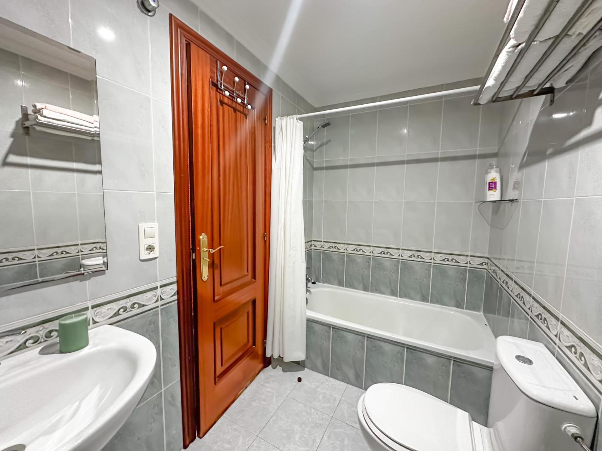 Apartamento Completo, Amplio, Muy Iluminado Y Con Plaza De Garaje Incluida. O Grove Dış mekan fotoğraf